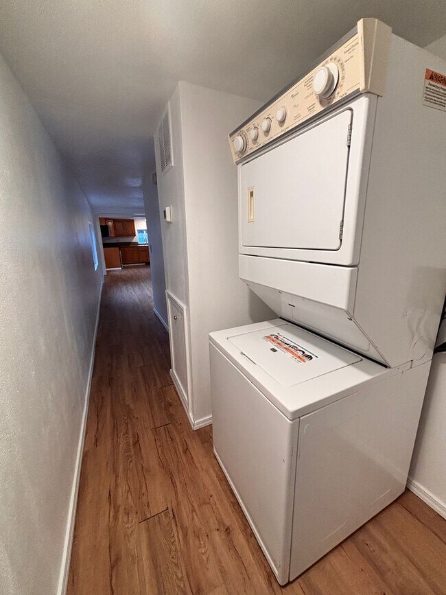 Building Photo - Newly Remodeled Manufactured Home