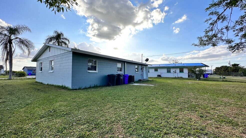 Building Photo - 3830 Highland Ave