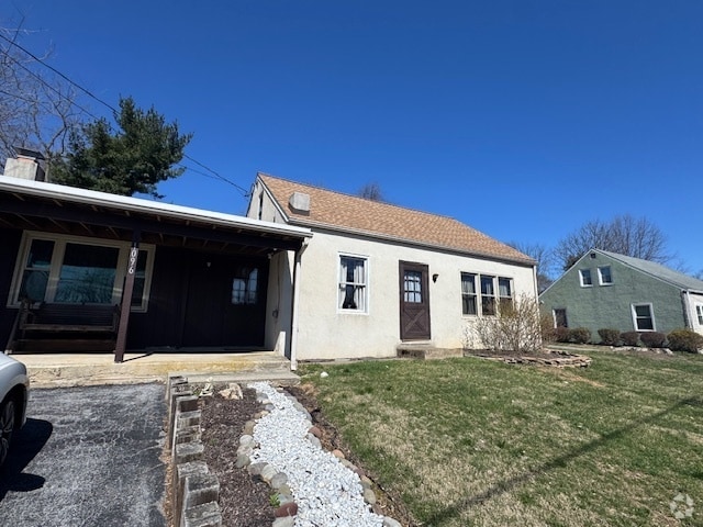 Building Photo - 1096 W Leesport Rd