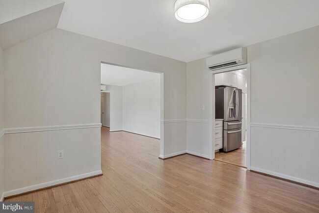 Building Photo - 9685 Howes Rd