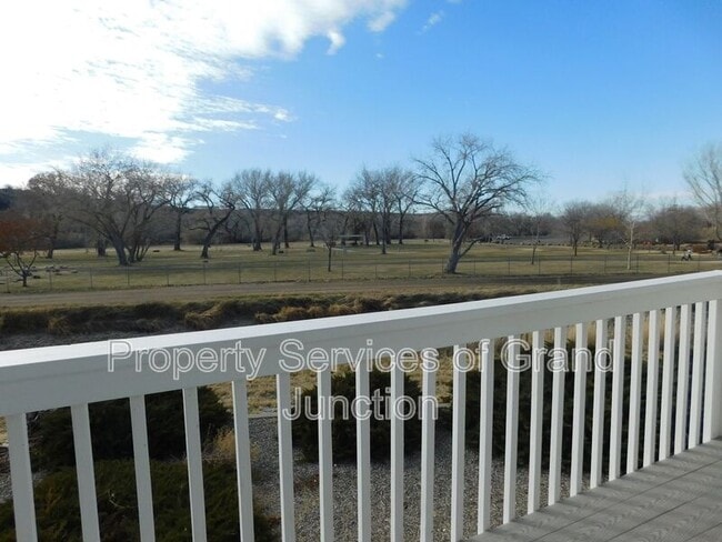 Building Photo - 433 Pendleton St