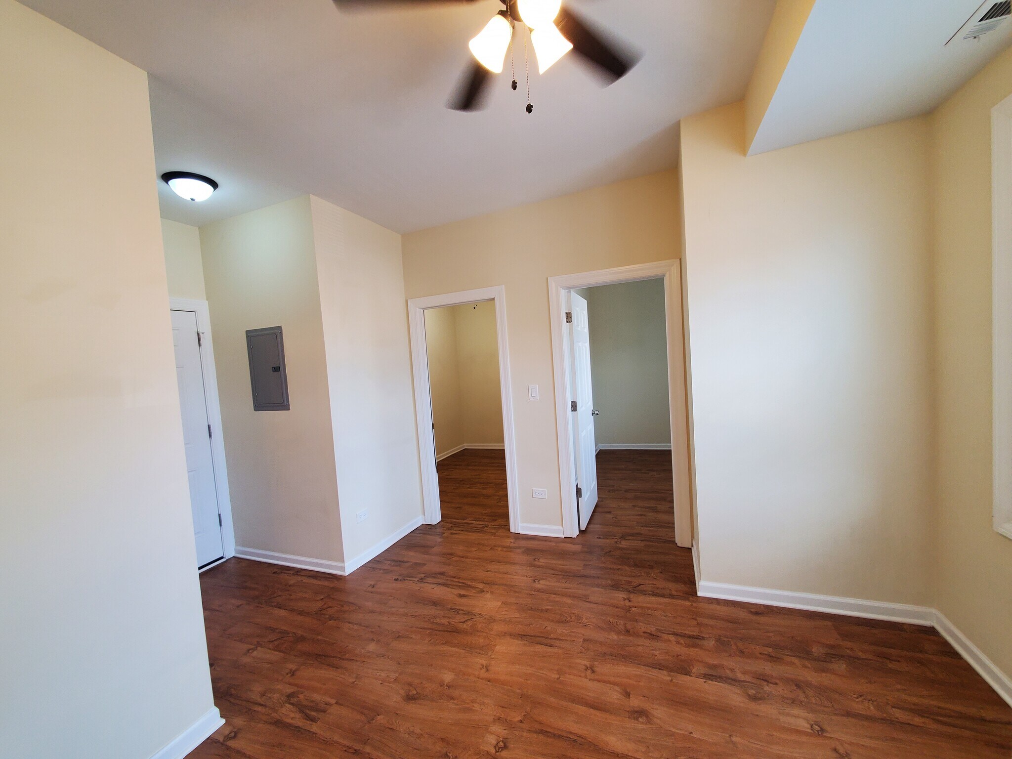 Building Photo - 813 N 23rd Ave