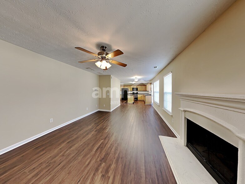 Building Photo - 2385 Braelin Loop