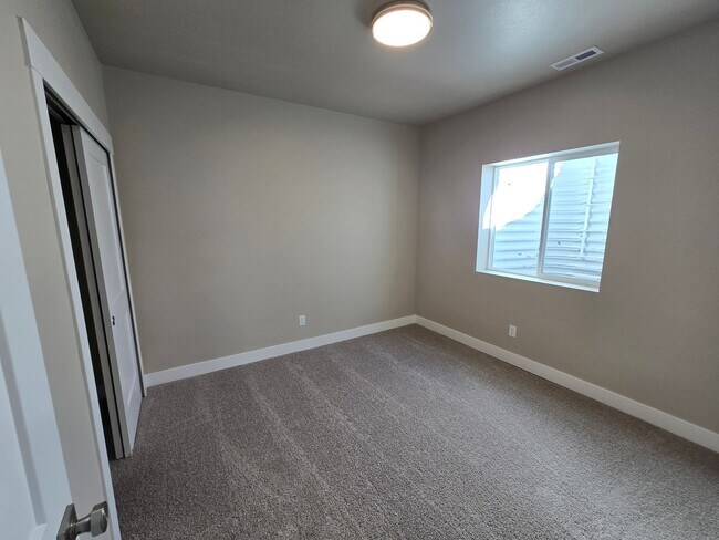 Building Photo - Brand New House with Breathtaking Views of Pikes Peak