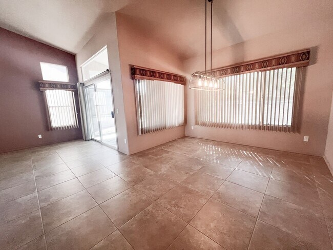 Building Photo - HOUSE - COTTONWOOD - DEL WEB COTTONWOOD RANCH
