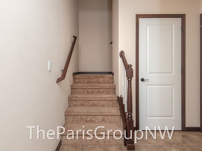 Building Photo - **PROPERTY LEASED** Spectacular Serene Lake 2012 TH – Great Location!