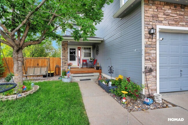 Building Photo - Spacious 4BR House in Aurora
