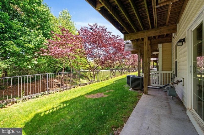 Building Photo - 8377 Broderick Cir