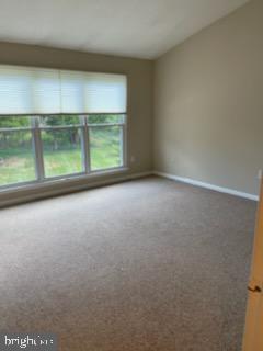 Building Photo - 2693 Maple Ridge Dr