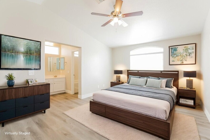 Building Photo - 1701 Klamath Falls Way