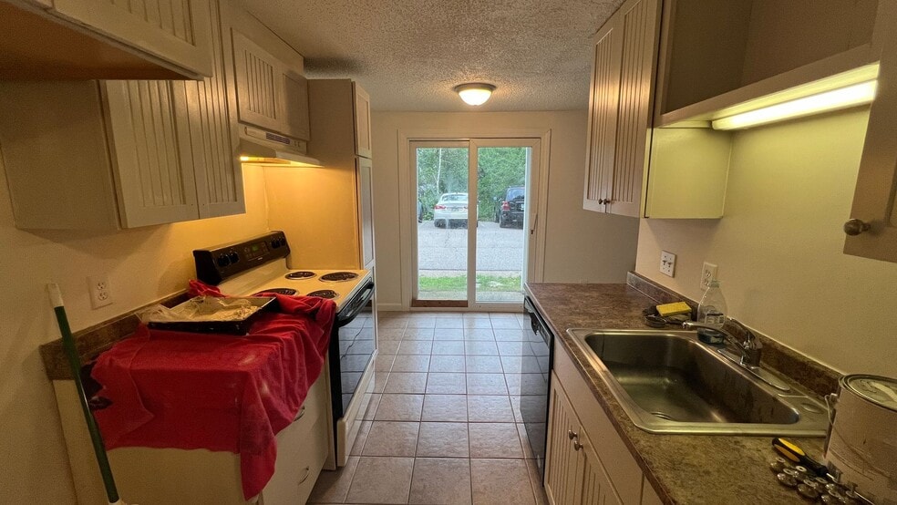 Interior Photo - 15 Back River Rd