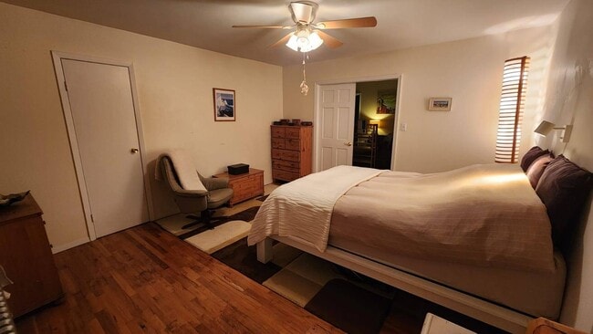 Building Photo - 1870 E 12th St