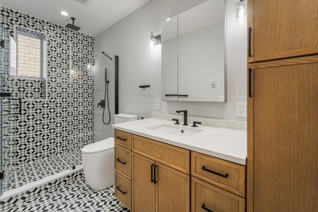 Building Photo - 36-34 11th St