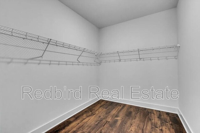 Building Photo - 911 Heatherfield Ln