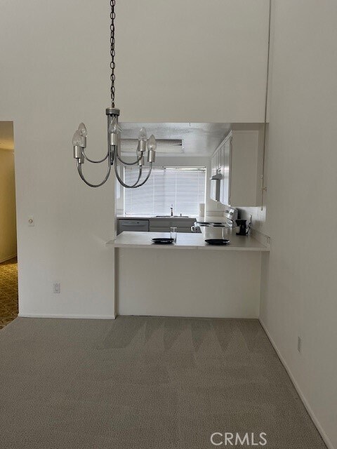 Building Photo - 5 Cashew