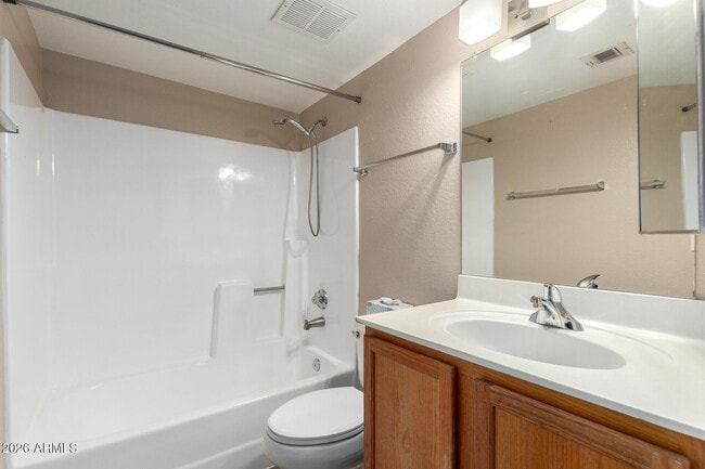 Building Photo - 1720 E Thunderbird Rd