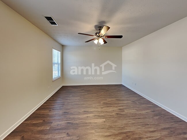 Building Photo - 3168 Bradford Pear Dr