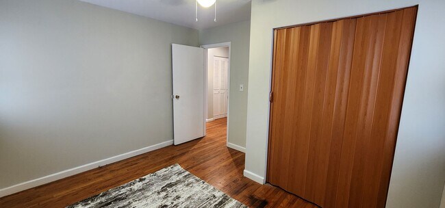 Building Photo - Great Location!  Check out this 3 Bedroom,...
