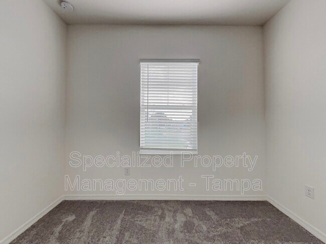 Building Photo - 6308 Goldcoast Ave
