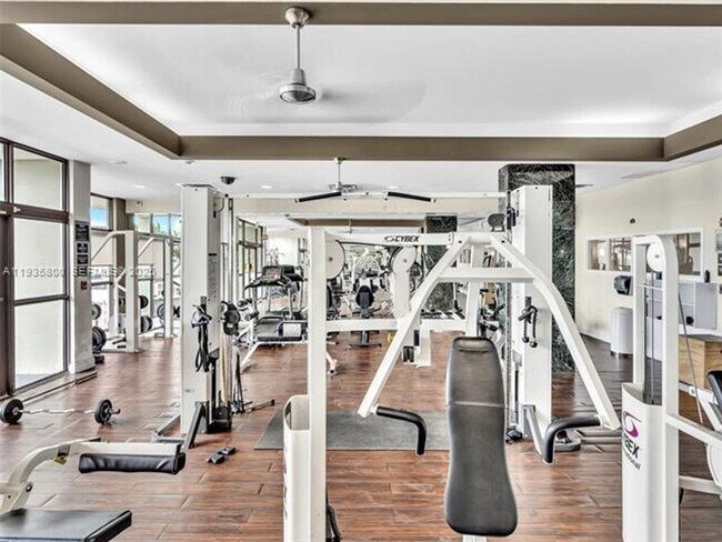 Building Photo - 6770 Indian Creek Dr