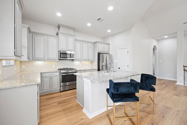 Building Photo - 18554 Jasmine Garden Pl