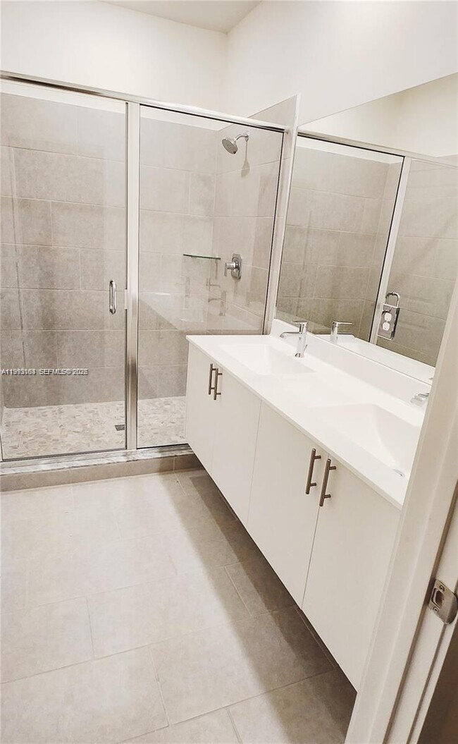 Building Photo - 4583 NW 83rd Pl