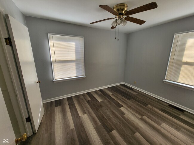 Building Photo - 3151 W 18th St