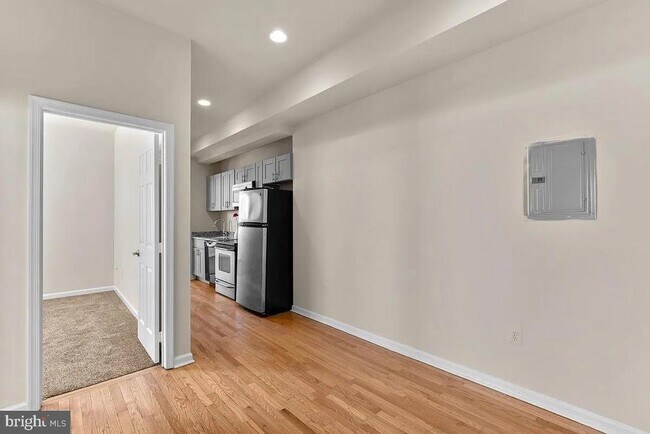 Building Photo - 1275 Meigs Pl NE