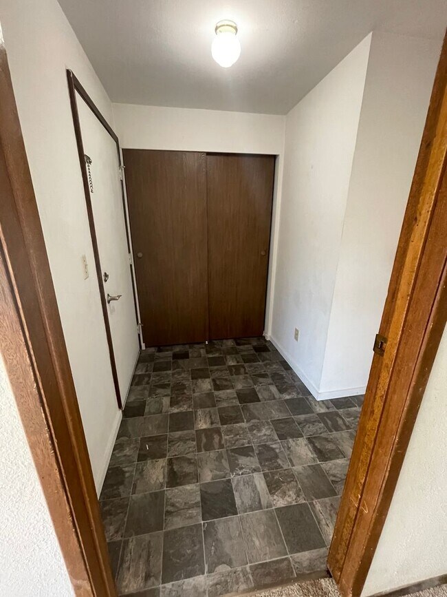 Building Photo - 19833 3rd Ave NW