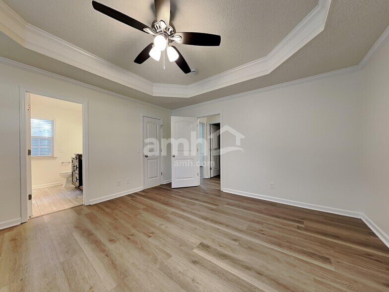Building Photo - 89 Stonewall Dr