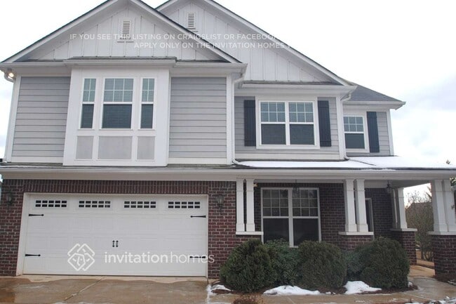 Building Photo - 404 N Hampton Trail