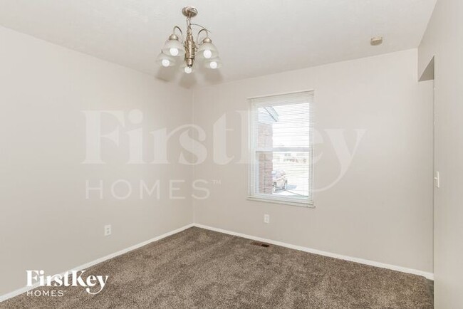 Building Photo - 11849 Hamden Dr
