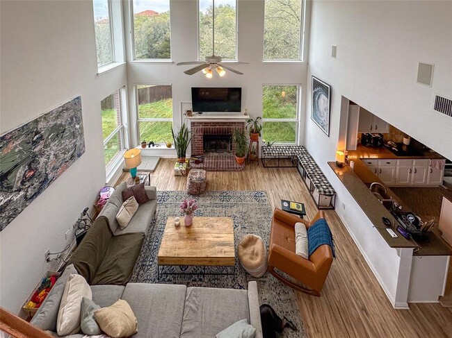 Building Photo - 2200 Rimrock Dr