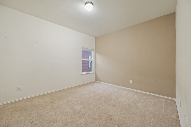 Building Photo - 2827 Arica Ln