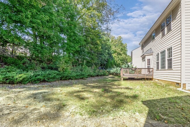 Building Photo - 2103 Templeton Gap Dr