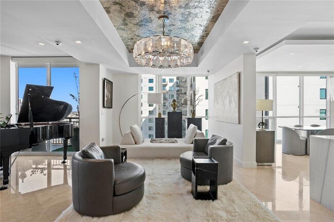 Building Photo - 450 Knights Run Ave