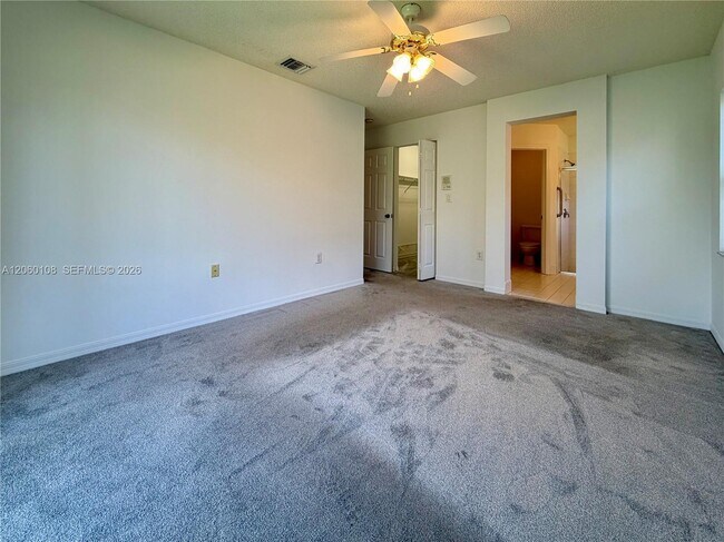 Building Photo - 7557 SW 164th Ct