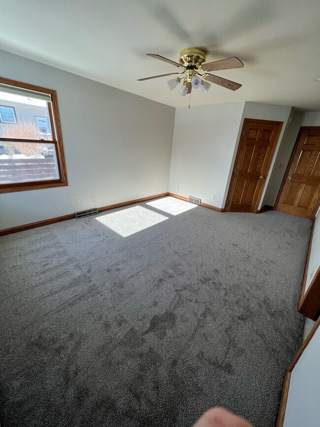 Master bedroom - 2605 W 34th St