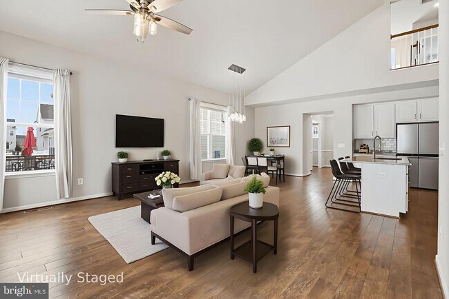 Building Photo - 10512 Blazing Star Lp