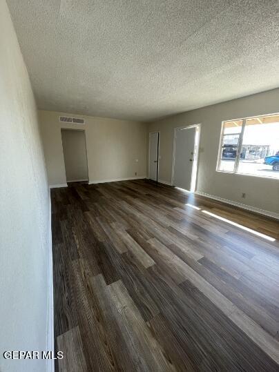 Building Photo - 8155 La Paloma Cir