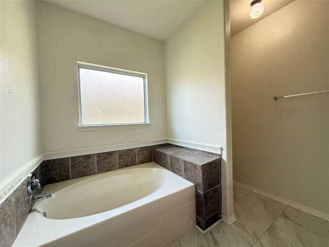 Building Photo - 10102 Sweet Olive Way
