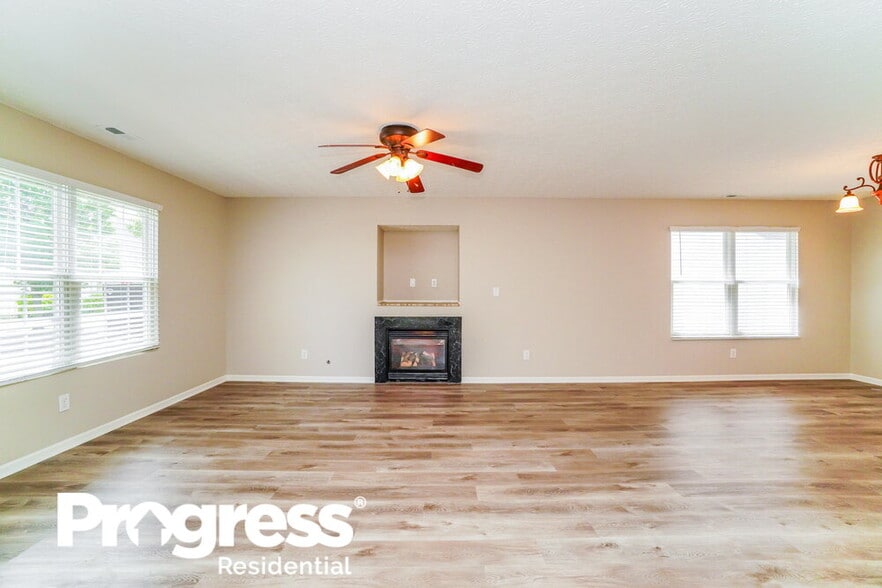 Building Photo - 4252 Shortleaf Ln