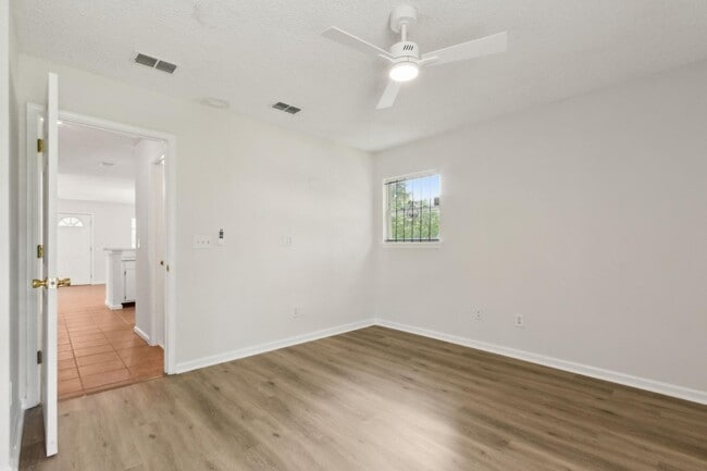 Building Photo - 3126 Penton St