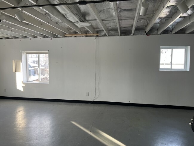 Building Photo - 5701 NW Radial Hwy