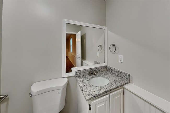 Building Photo - 4036 Evelyn Dr