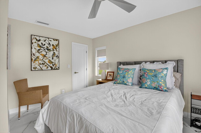 Building Photo - 5753 Spindle Palm Ct