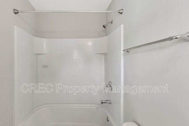 Building Photo - 1190 Triple Crown Ct