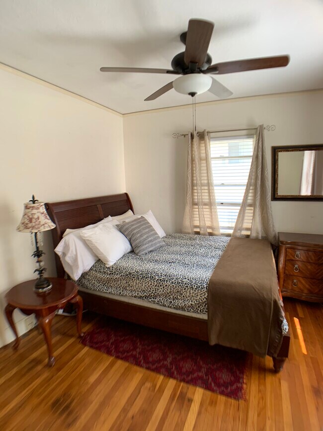 Queen size bed if needed - 2746 C St