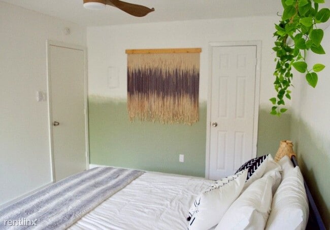 Building Photo - 1307 Southport Dr