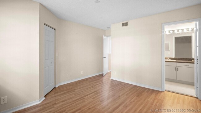 Building Photo - 3636 San Simeon Cir